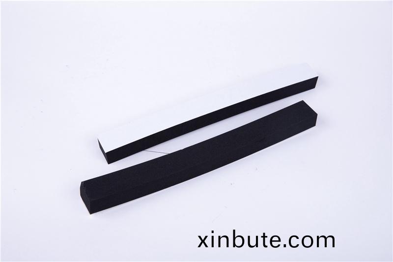 CR減震(zhen)保(bao)溫(wen)條(tiao)