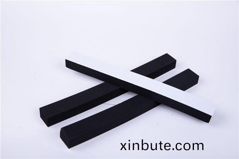 CR減(jian)震(zhen)保溫(wen)條(tiao)